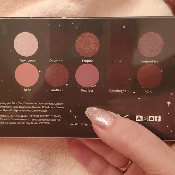 Makeup - Picture 3 of 3